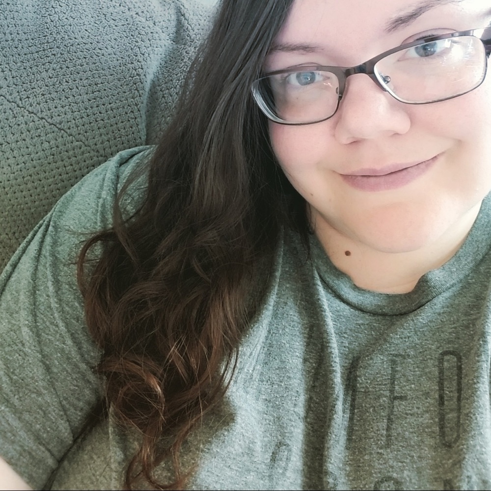 Meet your Posher, Cassi